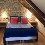 Nocleg ze śniadaniem Les Maitres Sonneurs 3*
