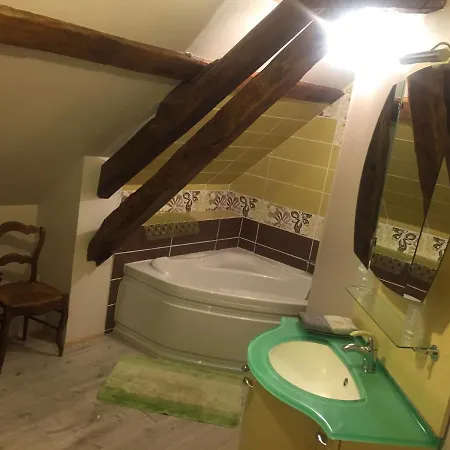 Bed & Breakfast Les Maitres Sonneurs Huriel