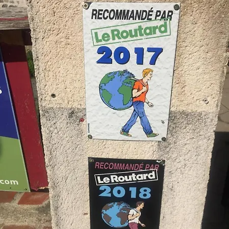 Les Maitres Sonneurs Bed & Breakfast