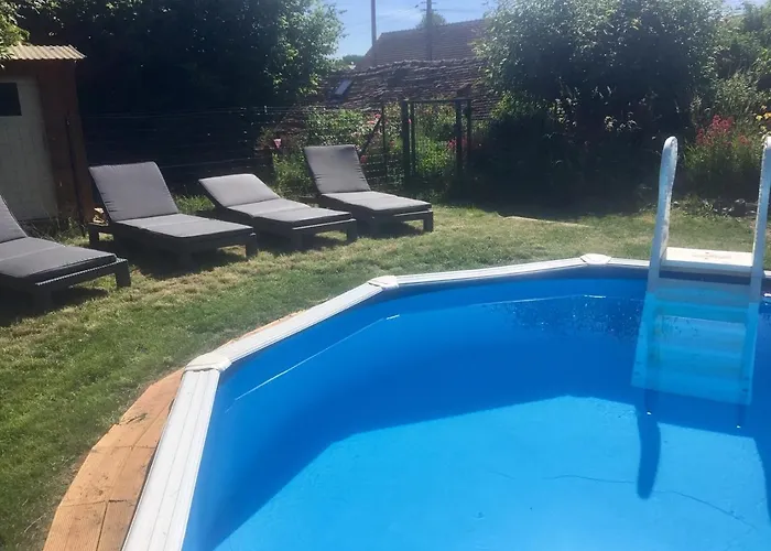 Les Maitres Sonneurs Nocleg ze śniadaniem 3*